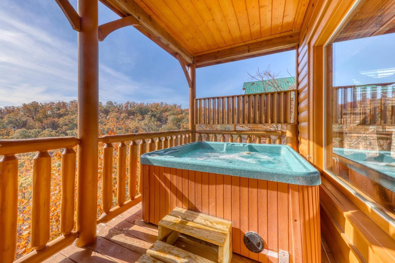 Hillbilly Highrise Villa Pigeon Forge Exterior photo